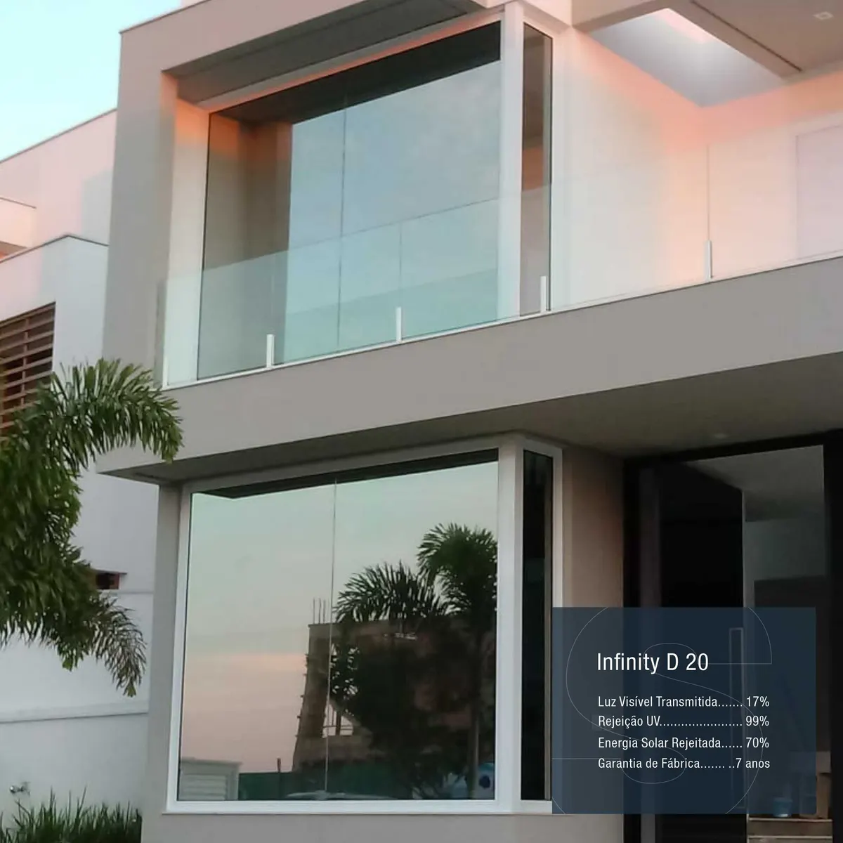 Fachada residencial depois da instalação da película Infinity D20 — Insulfilm Barra da Tijuca