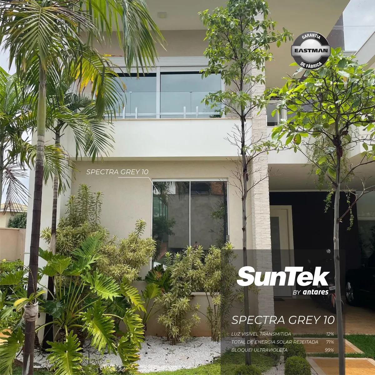 Fachada residencial com película fumê Spectra Grey 10 — Insulfilm Barra da Tijuca